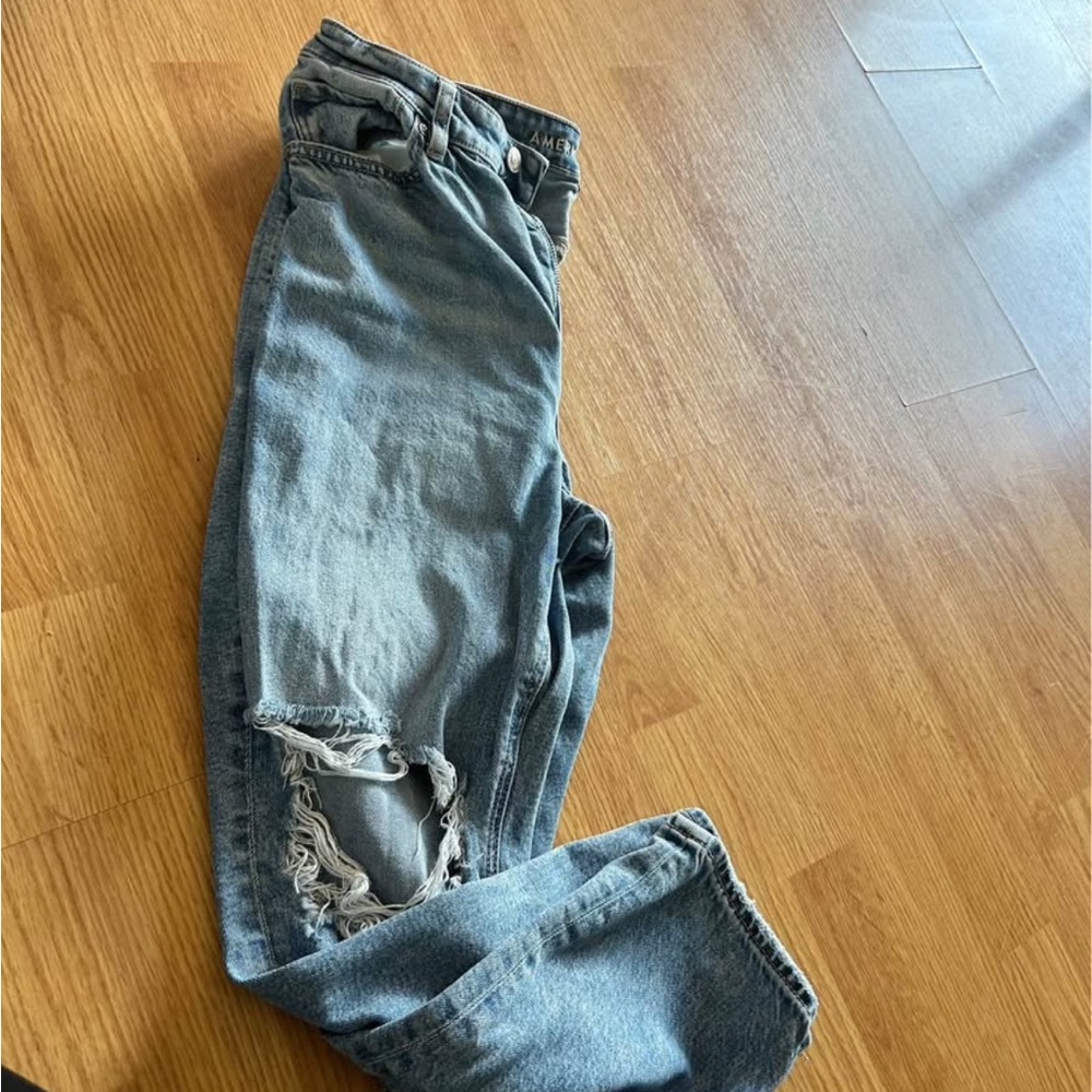 American Eagle Outfitters High Rise Blue Jeans